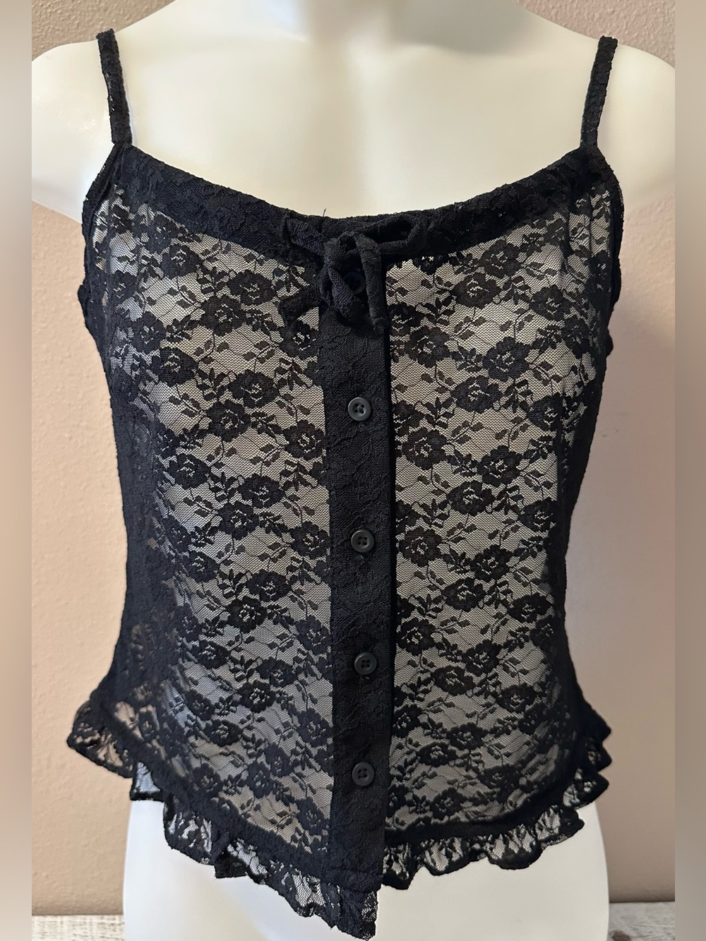 PacSun/John Galt Cropped Lace Button-Down Camisole - NWT